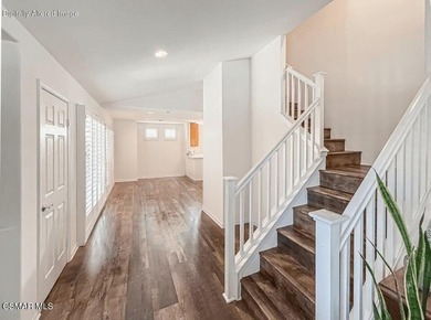 This Casa Flores residence stands apart for its pride of