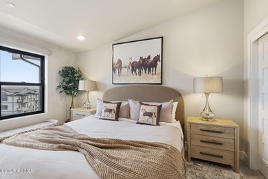 This beautiful, modern, well-appointed condo offers a clean