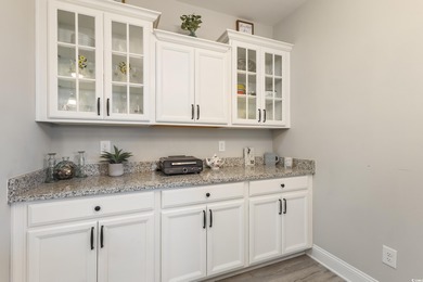 Welcome to Queens Harbour! This move-in ready 2-bedroom, 2-bath