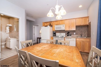 Beautiful 2BR/2BA at the Ebb Tide Suites Condominiums just a