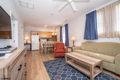 Beautiful 2BR/2BA at the Ebb Tide Suites Condominiums just a