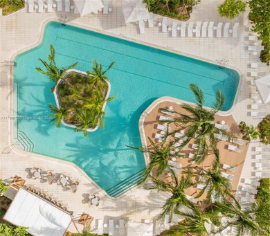 Enjoy the ultimate urban living experience in this stunning 1