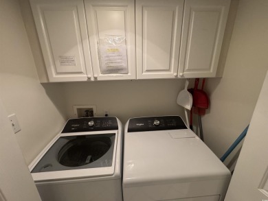 Well maintained and updated 4 bedroom & 3 full bathroom, end