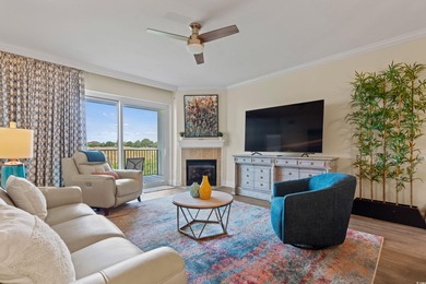 Welcome to your luxurious waterway oasis! This breathtaking