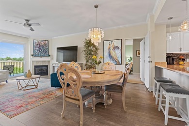 Welcome to your luxurious waterway oasis! This breathtaking