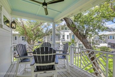 **PRIVATE BOAT SLIP WITH A LIFT**WATERFRONT HOME LUXURY