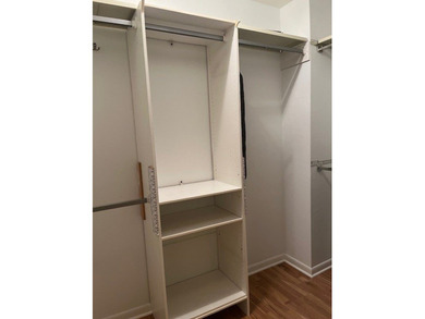 Great Location in North West River Forest !! ESTATE SALE : This