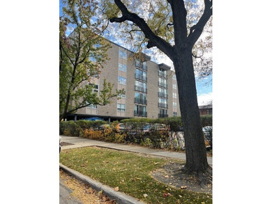 Great Location in North West River Forest !! ESTATE SALE : This