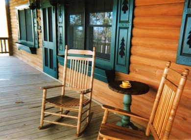 Secluded & private! Charming 3400 sq ft luxury cabin nestled in