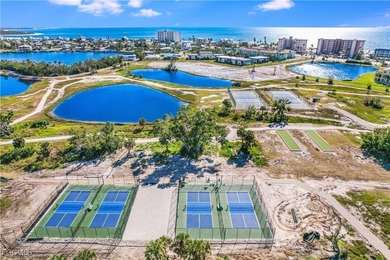 2 bed/2bath Manatee Bay at Waterside at Bay Beach with private