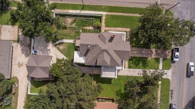 Historic Elegance Meets Modern Convenience in Waco,TX

Step