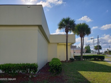 3 Drive thru Commercial Space- GC-RD zone *COMMERCIAL BUILDING