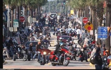 Escape to Your Oceanfront Dream Stay Property Highlights: