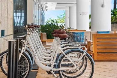 1 br Line that is one of closest to sand. Ocean view 1/1.  Wood