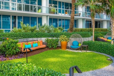 1 br Line that is one of closest to sand. Ocean view 1/1.  Wood