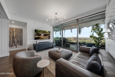 High rise luxury community with fantasitc ammenties. This condo