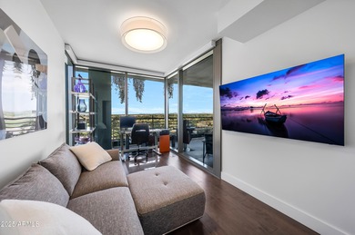 High rise luxury community with fantasitc ammenties. This condo