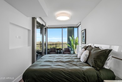 High rise luxury community with fantasitc ammenties. This condo