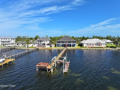 Dreaming of a stunning waterfront lifestyle? This one has it all