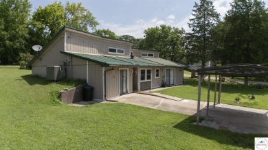 Charming 3 bed, 1.5 bath earth contact home on a quiet dead-end