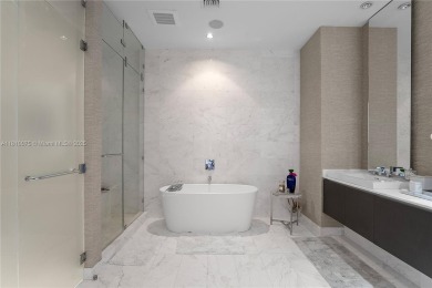 Spectacular Penthouse with incredibly views of the bay and