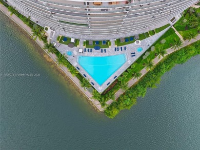 Spectacular Penthouse with incredibly views of the bay and