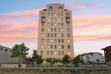 Welcome to the Oxford!  This Grand Art Deco building is the