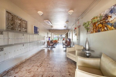 Beautiful 1-Bedroom, 1-Bathroom Condo with a skyline view in