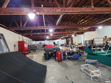 15K sqft multi use Industrial warehouse/office space for sale