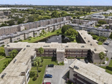 Welcome to your South Florida retreat! This spacious 2-bedroom