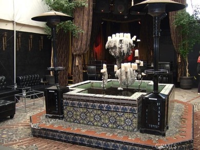 Hollywood's Premier Landmark Building
The Cherokee Building has