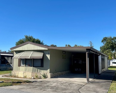 Welcome to this cozy furnished, turnkey home. 2 spacious