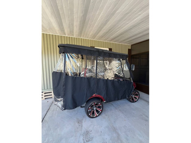 Welcome to this cozy furnished, turnkey home. 2 spacious