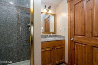 PRICE ADJUSTMENT FOR THIS RARE NIGHTLY RENTAL CONDO IN MIDWAY