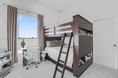 An exceptional residence in the heart of Downtown Miami, this