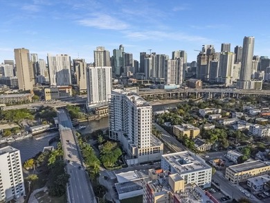 An exceptional residence in the heart of Downtown Miami, this