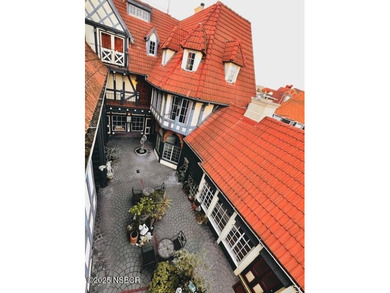 This stunningly designed DT Solvang commercial building
