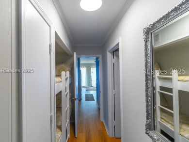 Beautiful 2nd floor villa in C building with great views &