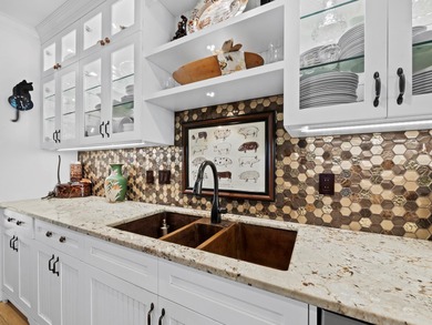 Perfectly positioned on Sarasota Bay at the southern end of