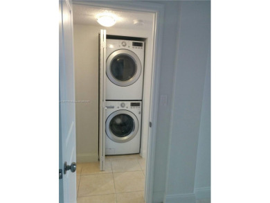 CONDO IN EXCELLENT CONDITION COMPLETELY RENOVATED A FEW YEARS