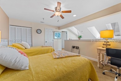 Penthouse villa 4 BR, 3 full bath This villa is beautifully