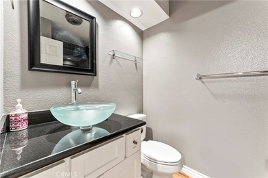 ***Resort style highly sought after Oak Pointe III