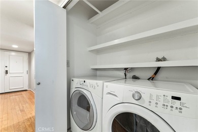 ***Resort style highly sought after Oak Pointe III