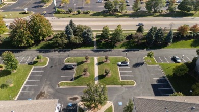 Welcome to carefree living in this desirable elevator building