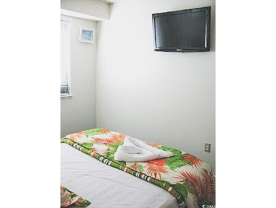 Second lowest price EVER for a true 1-bedroom in Renaissance