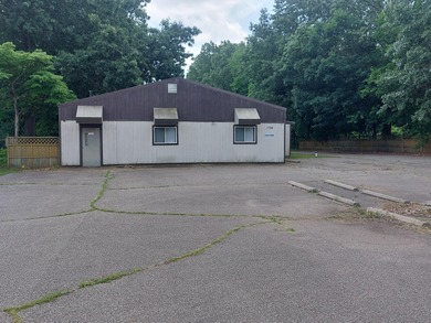 Excellent Investment Opportunity! This commercial building