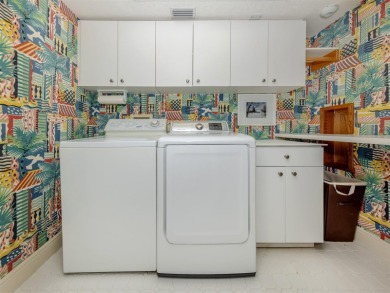 Breathtaking bayfront condominium at Mariner Village on