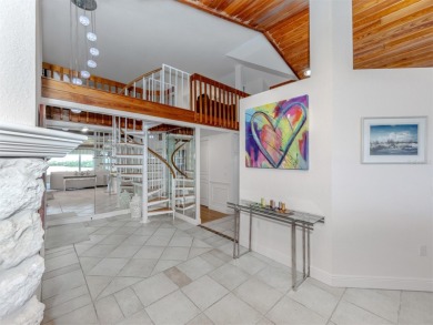 Breathtaking bayfront condominium at Mariner Village on