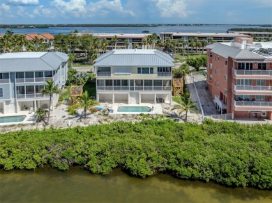 Breathtaking bayfront condominium at Mariner Village on