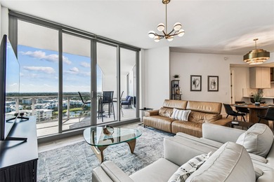 Wake to sunlit mornings and glittering Downtown Tampa vistas